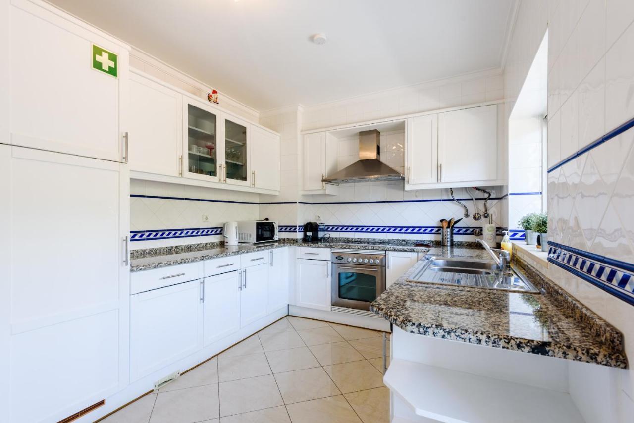 Amazing Apartment In Albufeira Exterior photo